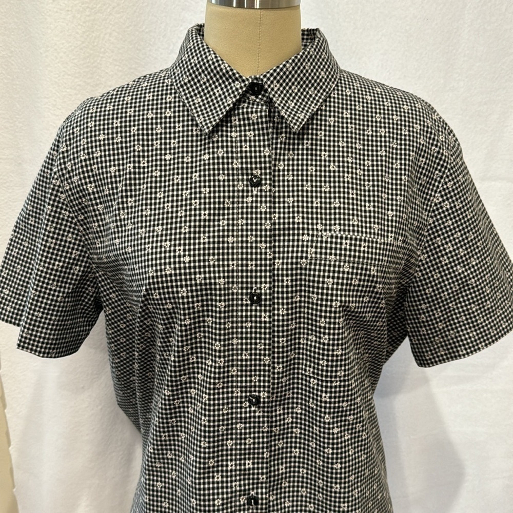 Alfred Dunner Sz 14 black white check daisy print short sleeve blouse